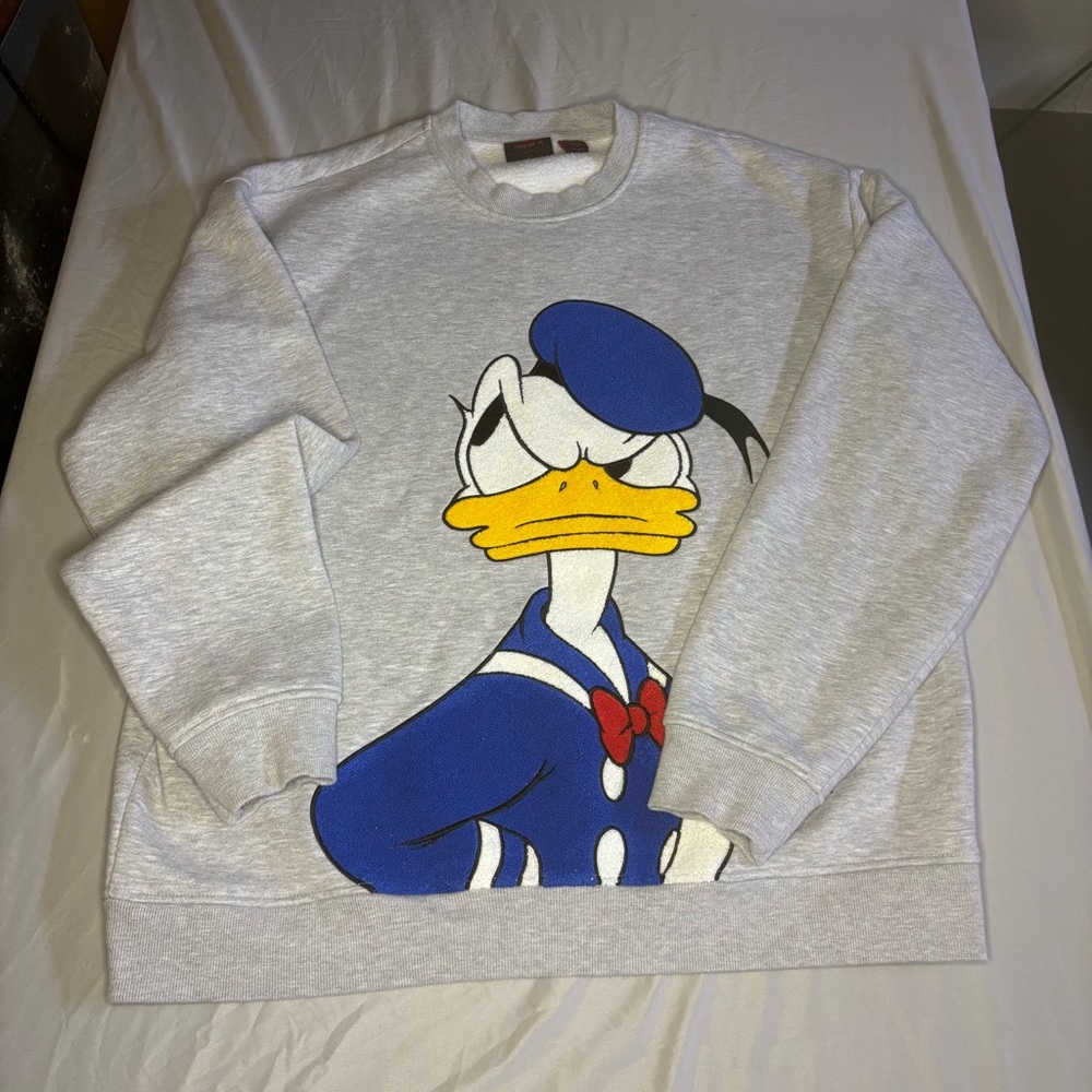 Disney x Forever 21 Donald Duck Graphic Sweatshirt Gray Men's Size XL Oversized